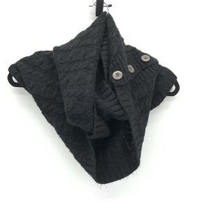 Kooba Infinity Scarf Cable Knit Black OS Button Plush Comfort Preppy Winter Snow